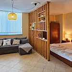 South Vacation Apartman *