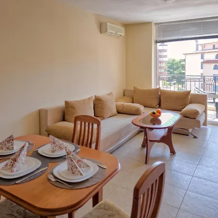 Karolina Vacation Apartments Sunny Beach