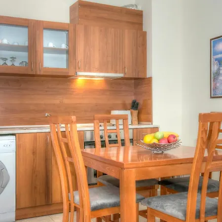 Karolina Vacation Апартамент Слънчев бряг
